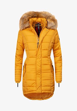 Kollane polsterdatud jakk, millel on karusnahaga kaetud kapuuts, ees lukuga, kaks küljetaskut ja vertikaalne õmblus; reljeefne, kesk pikkusega disain.