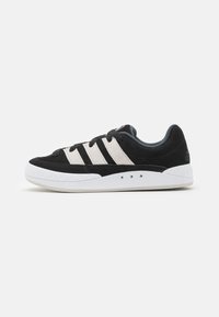 adidas Originals - ADIMATIC UNISEX - Skateschuh - core black/crystal white/carbon Thumbnail-Bild 1