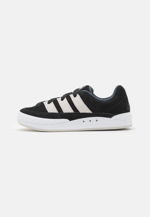 adidas Originals ADIMATIC UNISEX - Obuća za skateboard - core black/crystal white/carbon