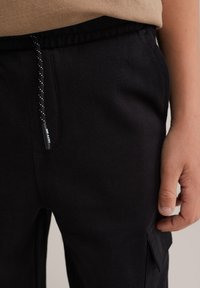 WE Fashion SALTY DOG - Cargo hlače - black