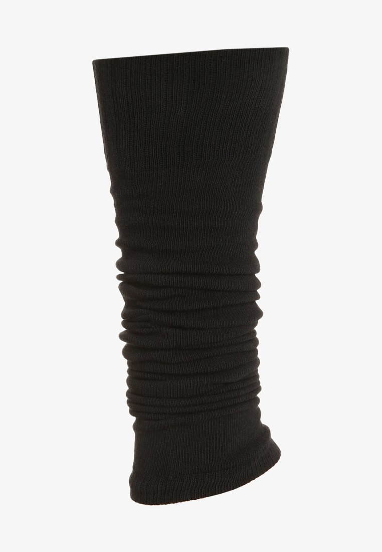 Schwarze gestrickte Armschützer mit geribbelter Textur und gerafftem Design, die bis zur Mitte des Unterarms reichen. Weiches Material für Komfort und Wärme.