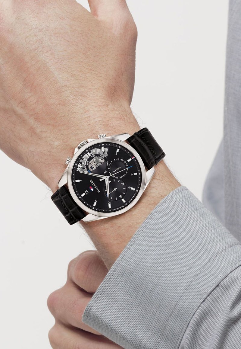 Tommy Hilfiger Rannekello ajanottotoiminnolla - black