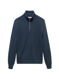 Námornícky modrý pulóver s vysokým golierom a polovičným zipsom v štruktúrovanej tkanine. Dlhé rukávy a priliehavý pás. Jednoduchý a elegantný dizajn.