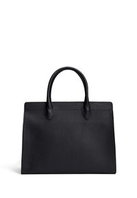 Zwarte leren tote bag met een gepolijste textuur, vlakke rechthoekige vorm en twee ronde handvatten. Minimalistisch ontwerp zonder zichtbare hardware.