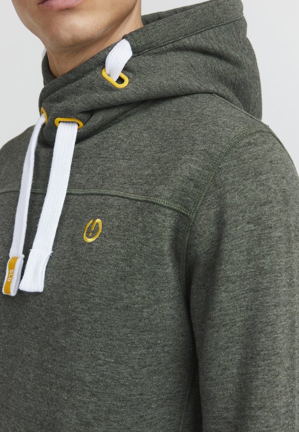 SDBenjamin - Hoodie - climb mel3