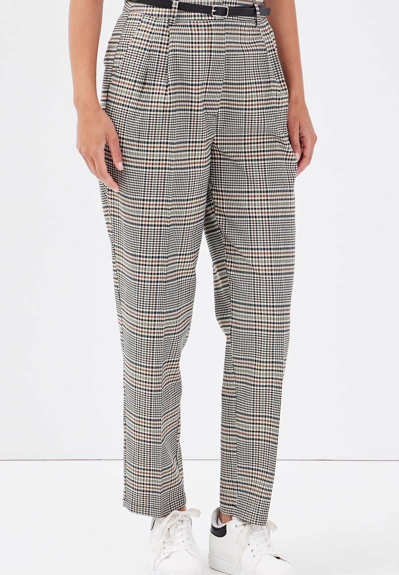 Cache Cache Stoffhose - blanc/weiß - Zalando.de