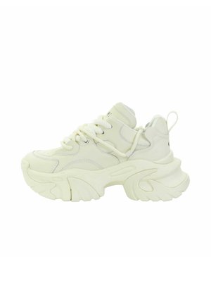 - Sneakersy niskie