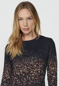 Koroshi Pulover - navy