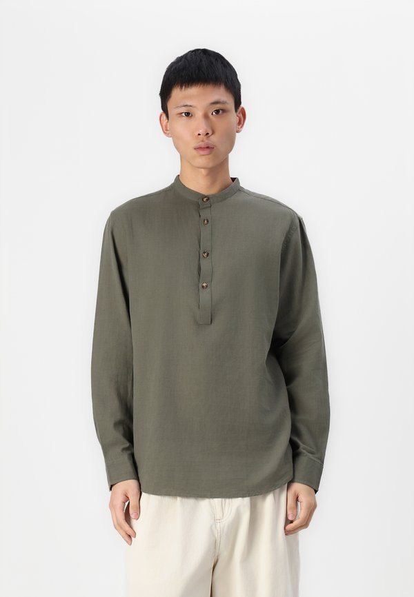JJESUMMER HALF PLACKET SHIRT - Shirt - dusty olive