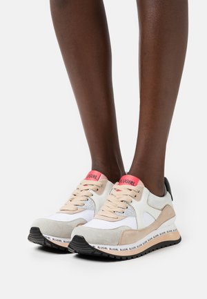 BABE - Matalavartiset tennarit - grey/white/pink