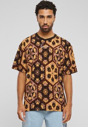 Karl Kani SMALL SIGNATURE TILE TEE - T-shirt med print - brown sand taupe