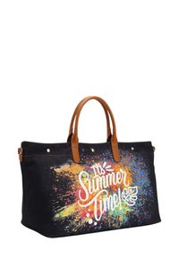 Borsa tote nera in tela con manici in pelle marrone, caratterizzata da un design colorato a spruzzo e la scritta "È tempo d'estate!" in bianco.