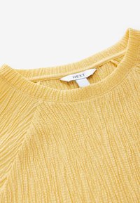 Unausgewählt, yellow