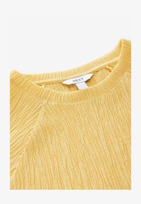 Unausgewählt, yellow