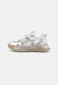KINGDOM-E - Zapatillas - silver