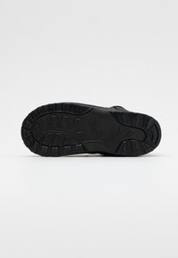 Nike Sportswear NIKE MANOA LTR (TD) - Höga sneakers - black