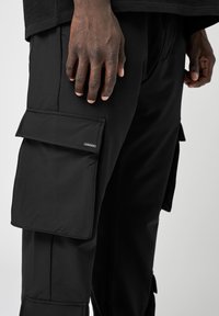 EIGHTYFIVE Cargobroek - black