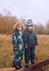 Molo PINGO JUNIOR SNOWSUIT - Žieminis kombinezonas - dark blue/green