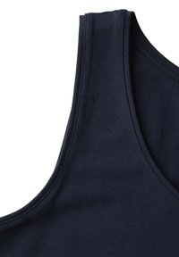 Marineblaues Tanktop mit glatter Textur, rundem Ausschnitt und breiten Schulterträgern. Verfügt über verstärkte Nähte entlang der Kanten.