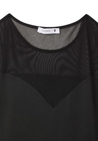 Maglietta nera con scollatura rotonda, con inserti in tessuto a rete sulle spalle e un corpo liscio, leggermente testurizzato. Etichetta del marchio visibile.