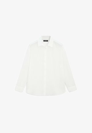 Chemise blanche à manches longues, avec un col classique, fermeture par boutons et un tissu lisse et léger. Pas de motifs ni de designs présents.