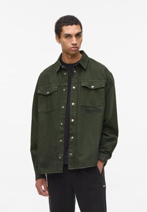 DENIM OVERSHIRT - Lehká bunda - forest night