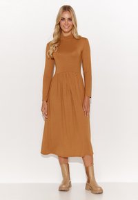 Makadamia DRESS WITH A STAND-UP COLLAR - Sukienka letnia