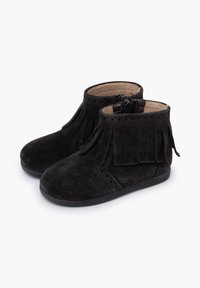 Pisamonas - Obuwie do nauki chodzenia