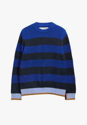 Pulover tricotat cu gât rotund, cu dungi orizontale în albastru, negru, albastru deschis și maro, având modele texturate și manșete drepte cu un mic detaliu curcubeu.