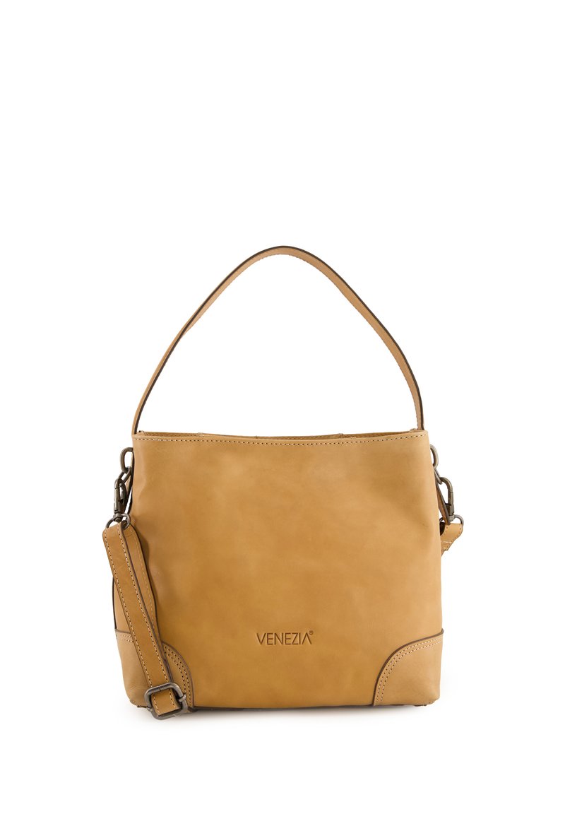 Tawny læderhåndtaske med en glat overflade, der har et enkelt topgreb og en justerbar crossbody-strop. Diskret branding på forsiden.