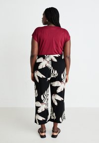 Thumbnail Image 4
