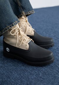 HERITAGE 6 INCH - Botas para la nieve - black/natural