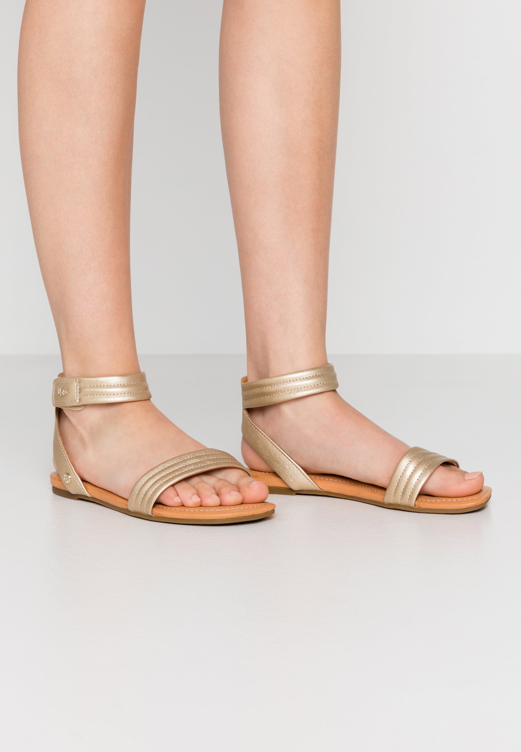 ugg ethena sandals
