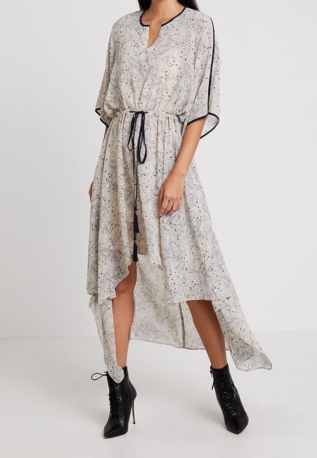 Apart Maxiklänning - beige