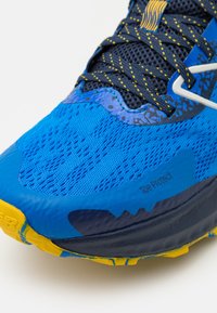 New Balance NITREL V5  - Pantofi alergare trail - blue