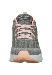 Skechers Sport ARCH FIT COMFY WAVE  - Stringate sportive - gray knit / pink trim