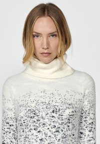 Koroshi TURTLENECK  - Pulover - crudo   off white