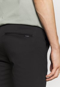 Gabba Chinos - black