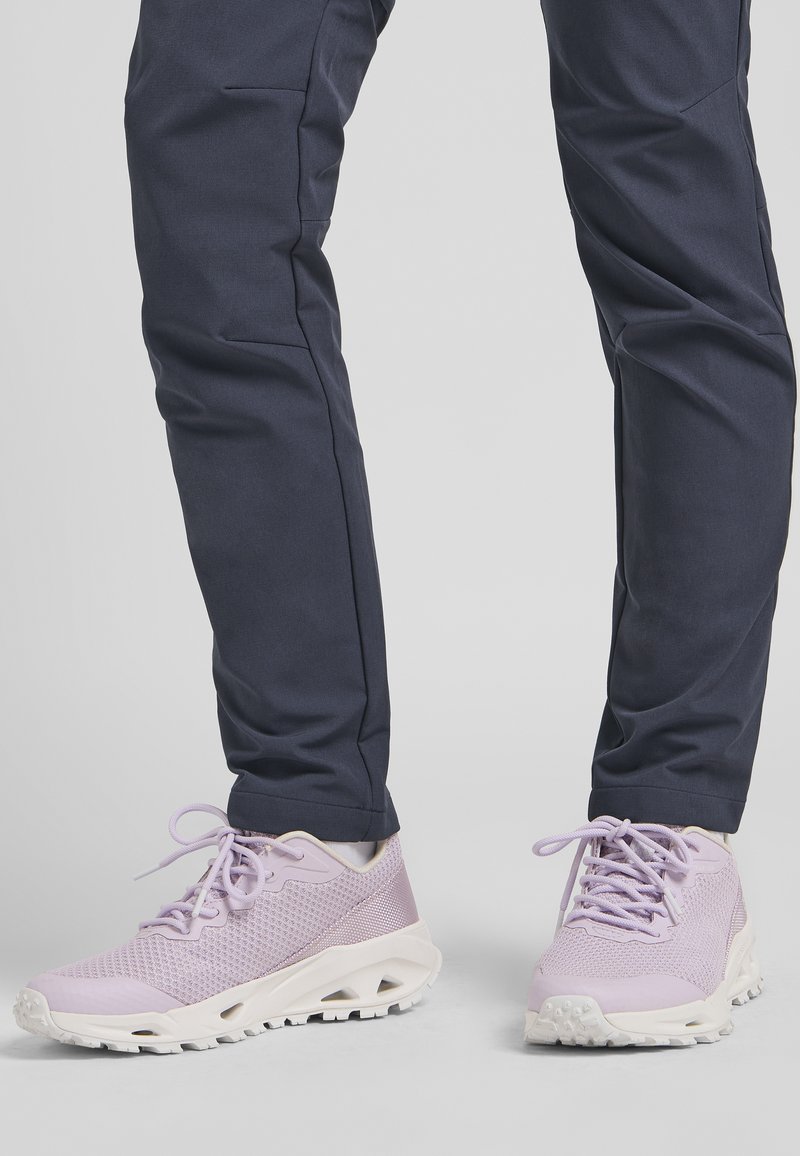 Jack Wolfskin PRELIGHT VENT W - Chaussures de running sur route - pale lavendar