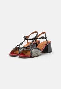 Chie Mihara LATUSH - Sandali - sucre black/espiga black/sucre rojo