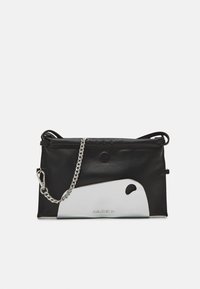 POUCH BAG - Cross body bag - black and chrome