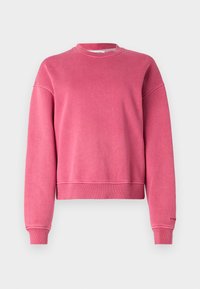 Unselected, rose wine
