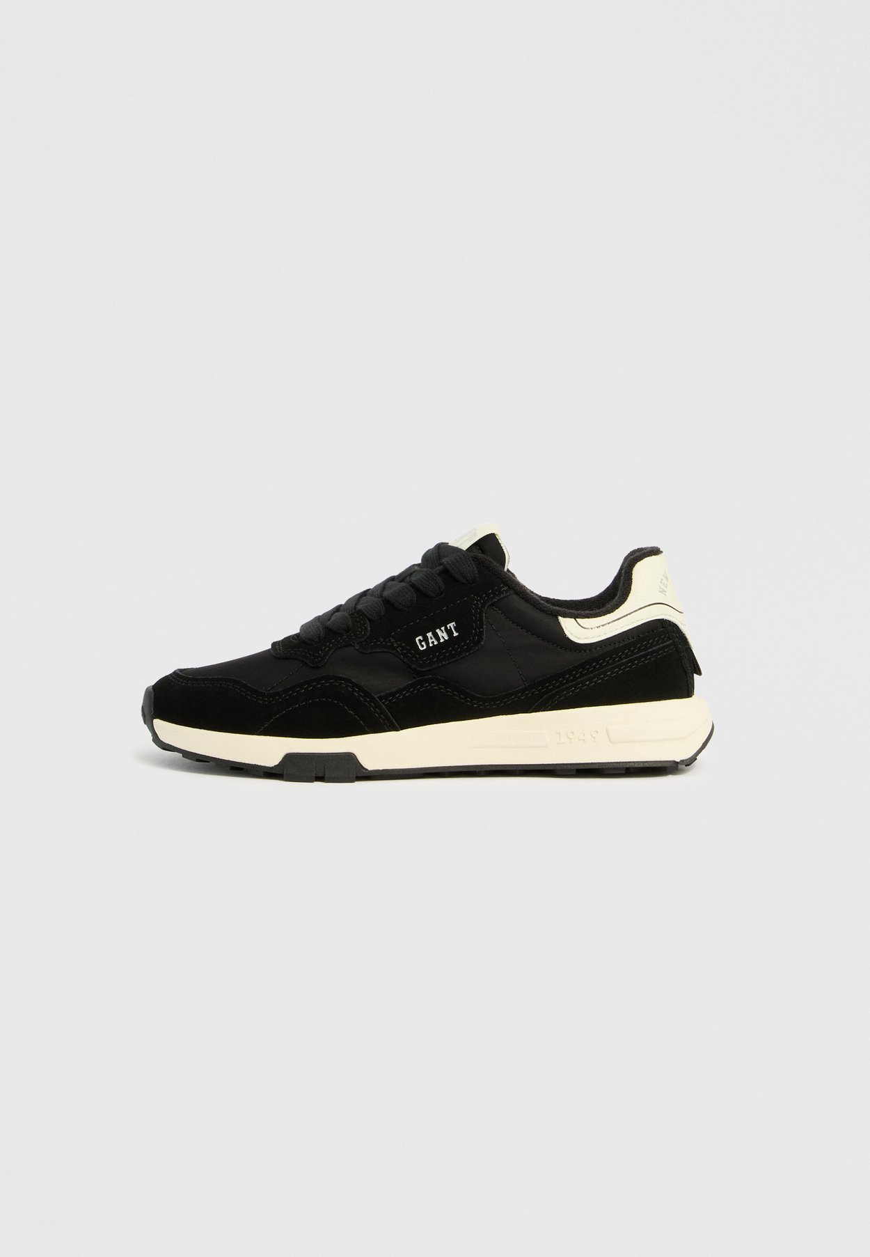Sneaker low
