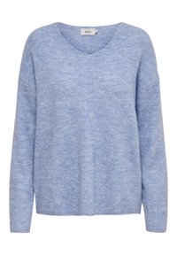 Jasnoniebieski dziergany sweter z szerokim dekoltem w kształcie litery V, długimi rękawami i luźnym krojem. Całość ma prążkowaną fakturę.