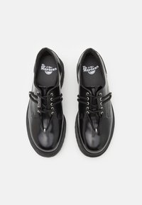 Dr. Martens ZEFFIR 5I - Kasdieniai suvarstomi batai - black/buttero