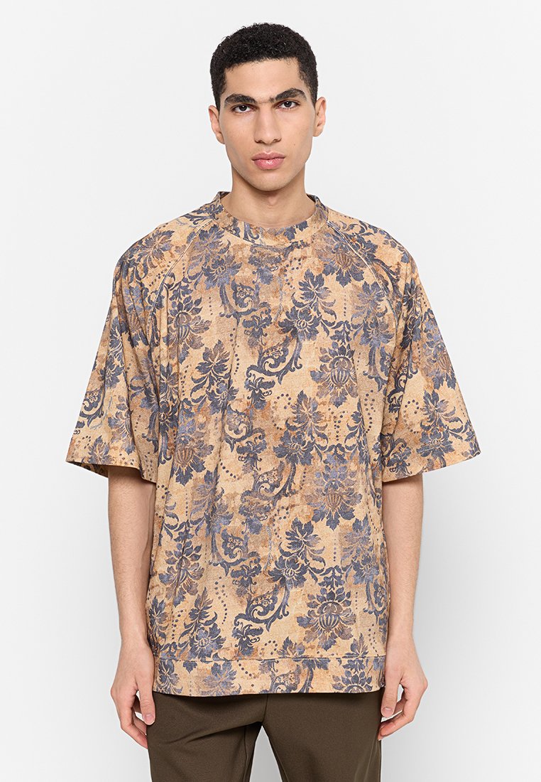 Versace Jeans Couture T-shirt print beige Versace Jeans Couture T-shirt print beige