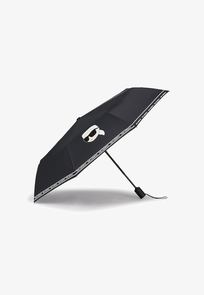 Juodas skėtis su lygiu audiniu, su animacinio personažo logotipu, juoda metaline konstrukcija ir riešo dirželiu.