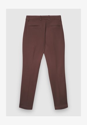 Pantaloni marroni su misura con una texture liscia. Presentano due tasche posteriori e un design con gamba dritta. Nessun motivo visibile o dettagli hardware.