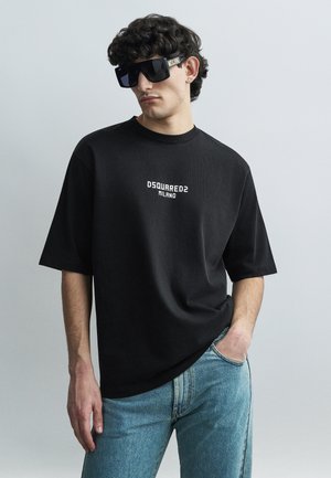 LOOSE FIT - Potiskana majica - black