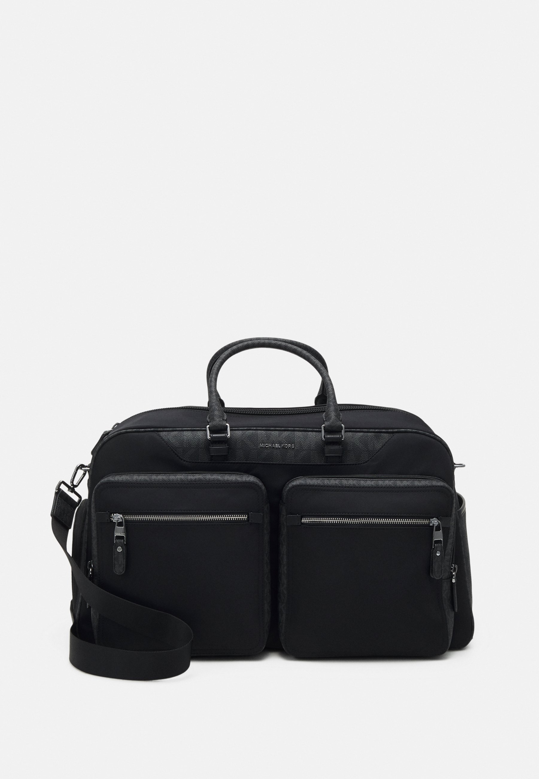 Actualizar 85+ imagen michael kors duffle bag dillards Thptnganamst